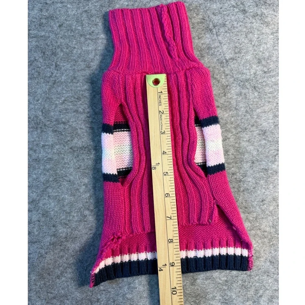 N/A vibrant pink